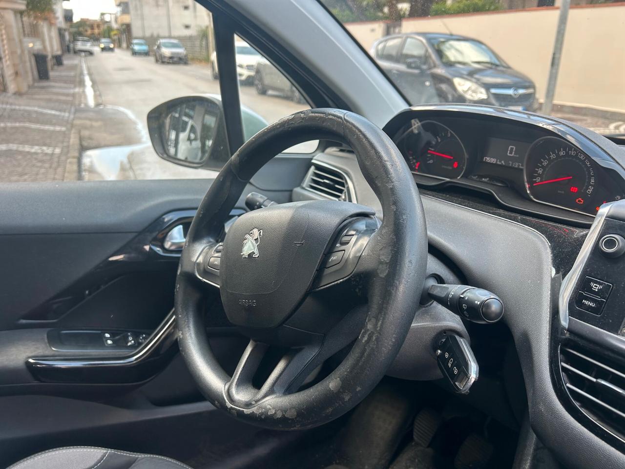 Peugeot 208 1.2 VTi 82 CV 5 porte Allure GPL