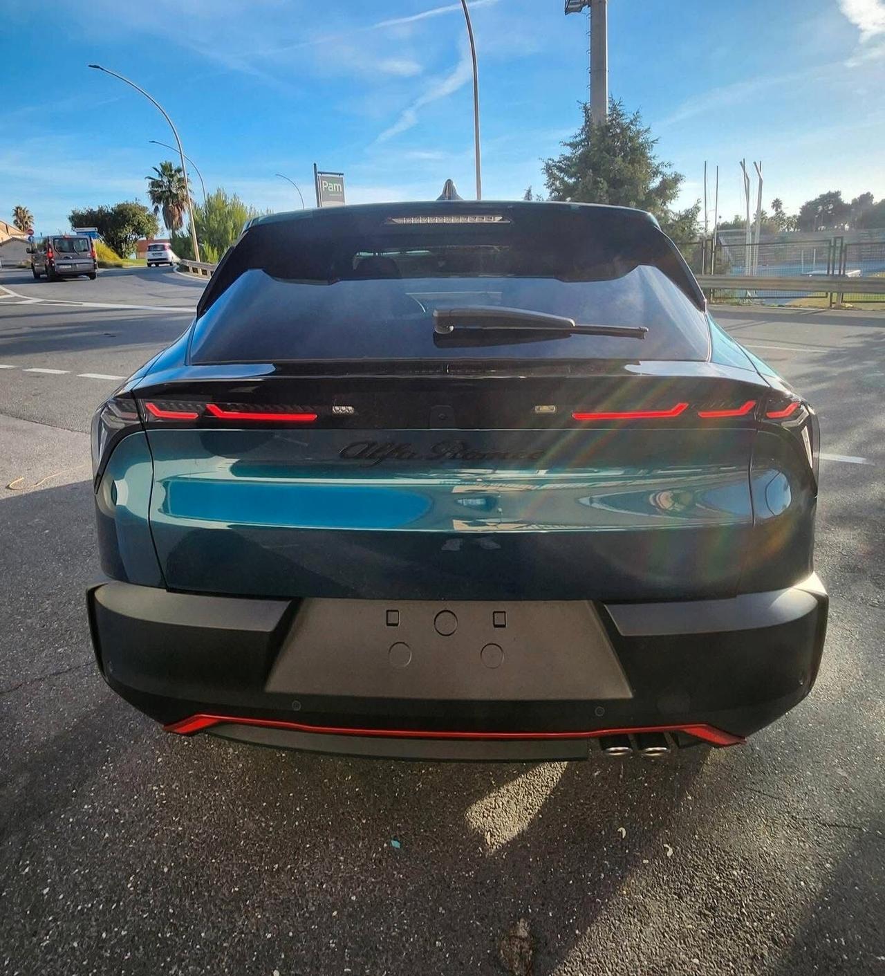 Alfa Romeo Junior ALLESTIMENTO VELOCE + PACCHETTI