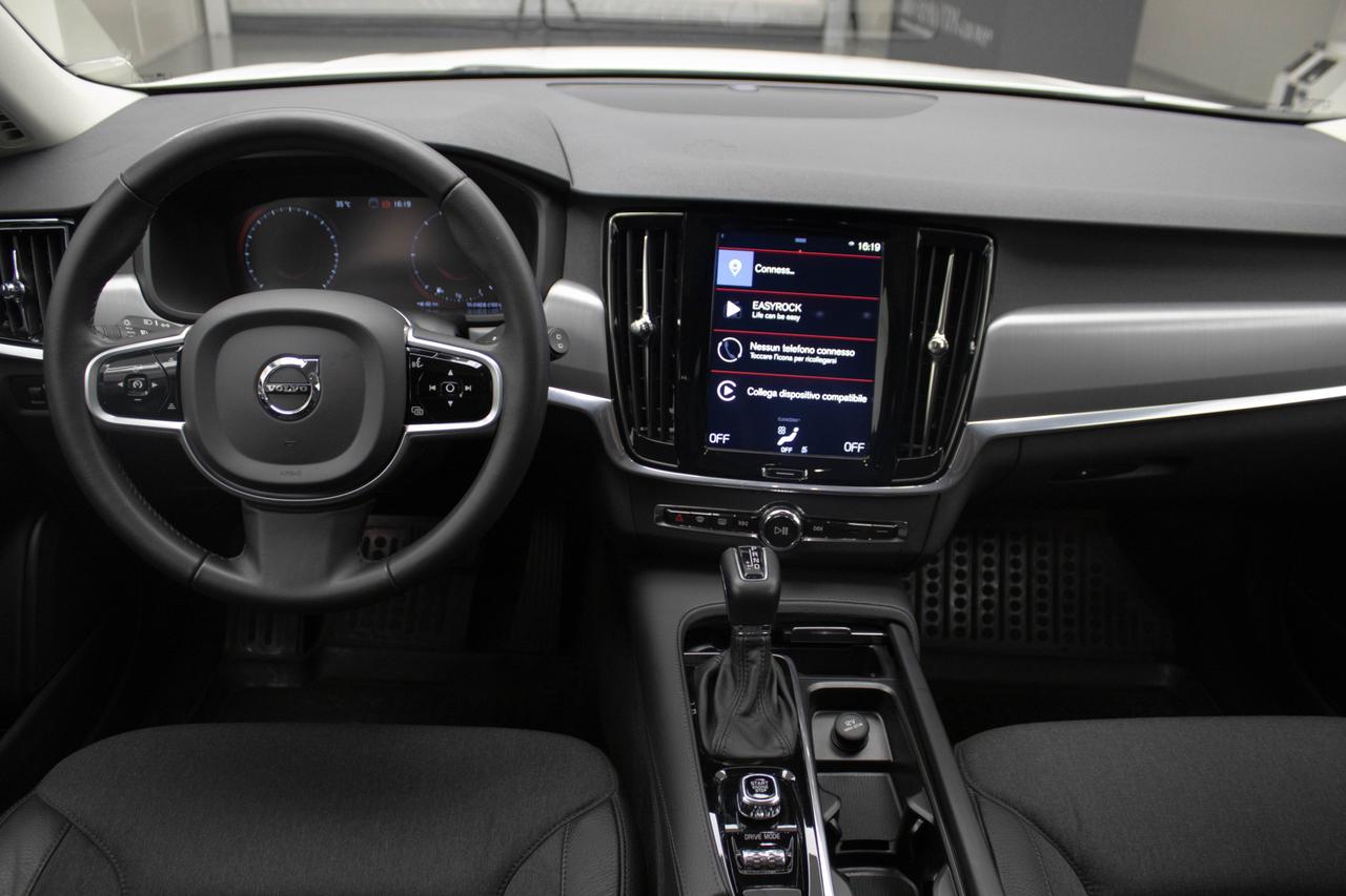 VOLVO V90 D3 GEARTRONIC MOMENTUM