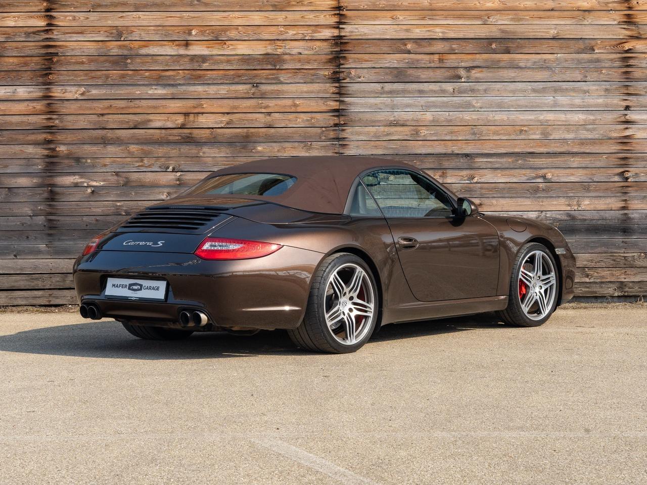 Porsche 911 Carrera S Cabriolet