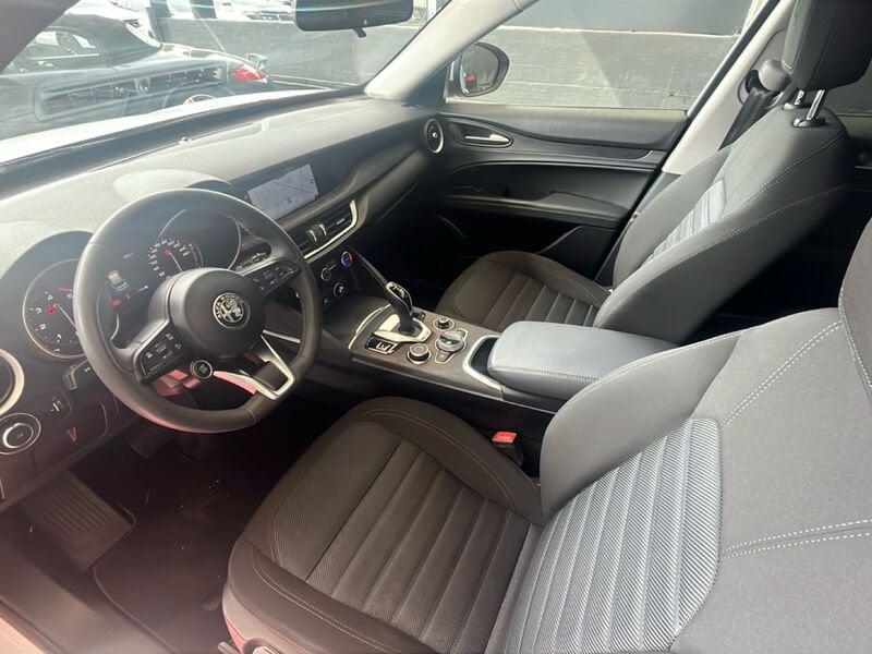 Alfa Romeo Stelvio 2.2 Turbo Diesel 160CV Business AT8 RWD