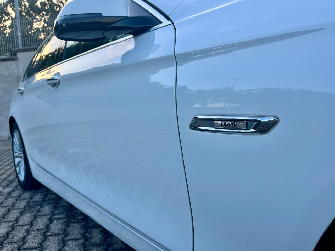 Bmw 518d 2.0 diesel 143 cv Touring Luxury - 2014