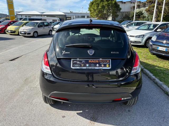 LANCIA Ypsilon 1.0 FireFly 5 porte S&S Hybrid Gold NEOPATENTATI