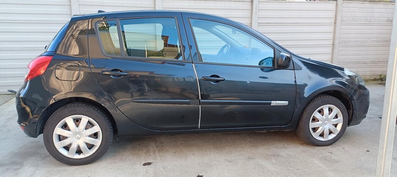 Clio 1.2 GPL SOLO 125MILA KM! e FRIZIONE NUOVA!!!!!!!!