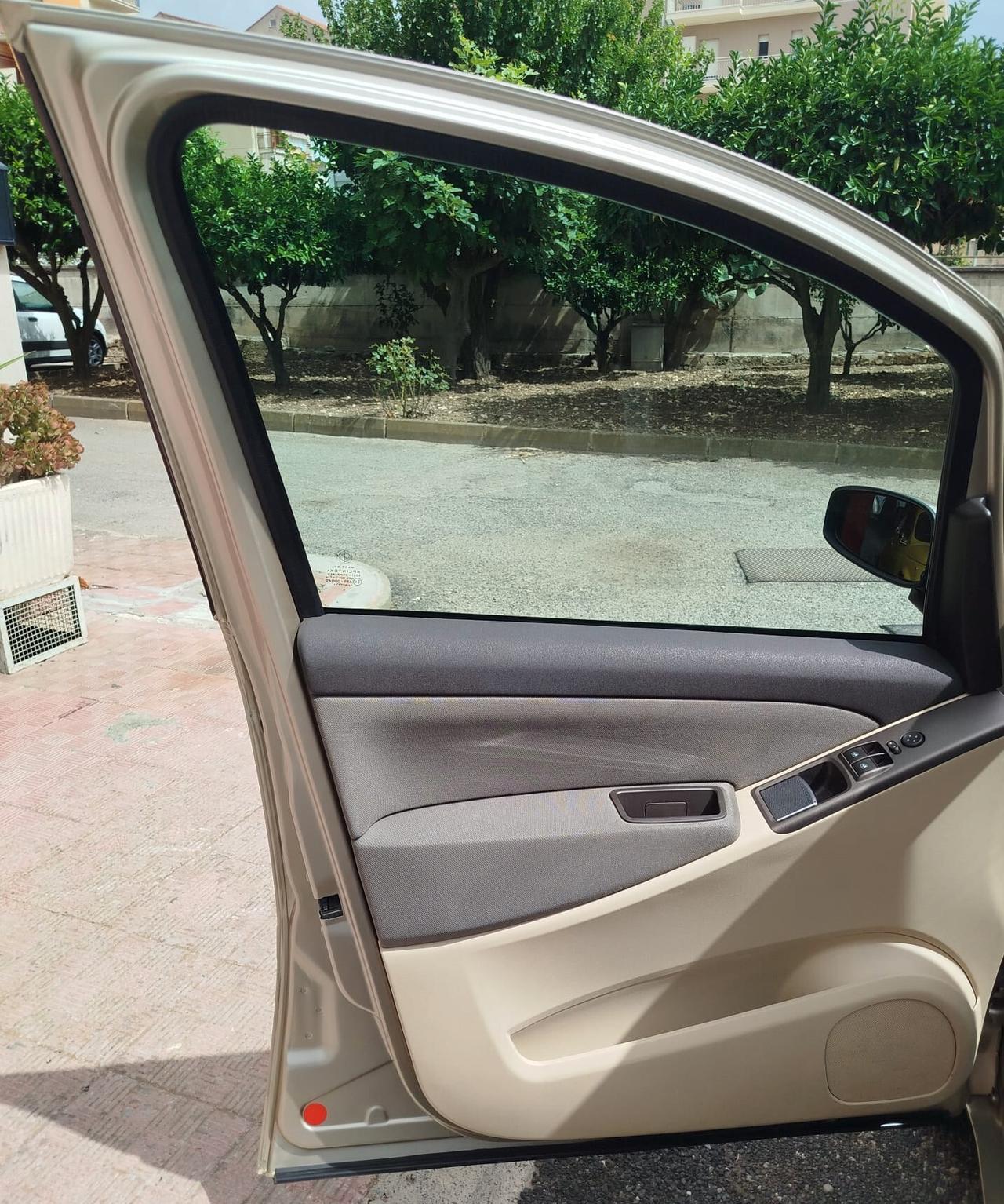 Lancia MUSA 1.3 Multijet 16V 90 CV Platino Plus 2007 NEO