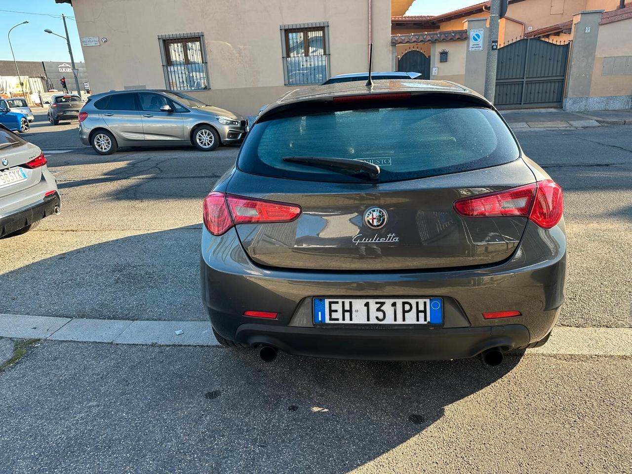 Alfa Romeo Giulietta 2.0 JTDm-2 140 CV Exclusive