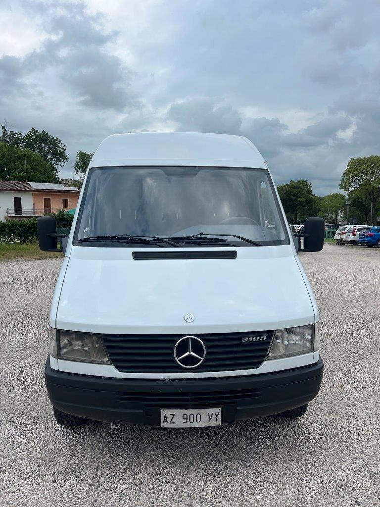Mercedes Benz 310 DF Sprinter
