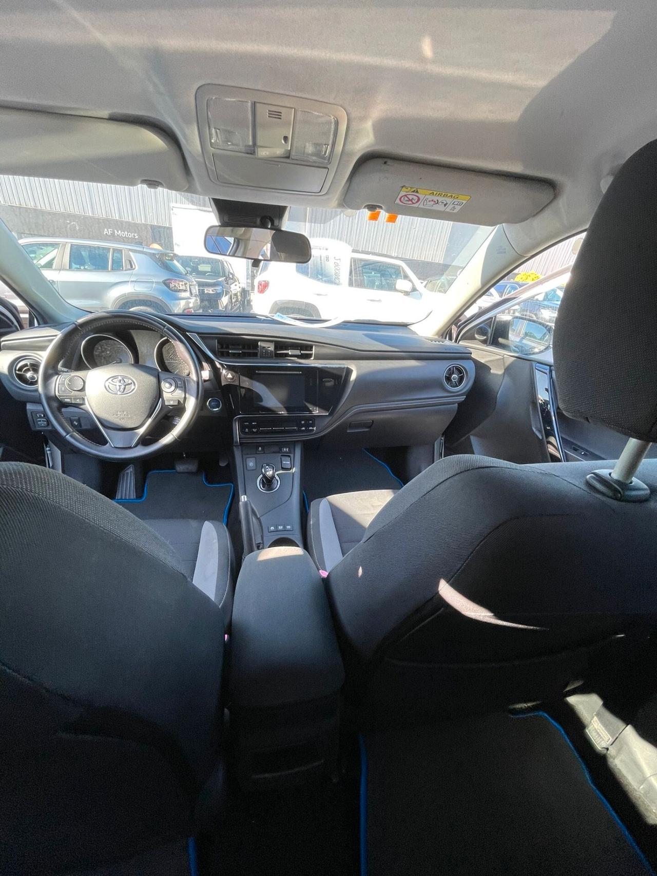 Toyota Auris 1.8 Hybrid Active