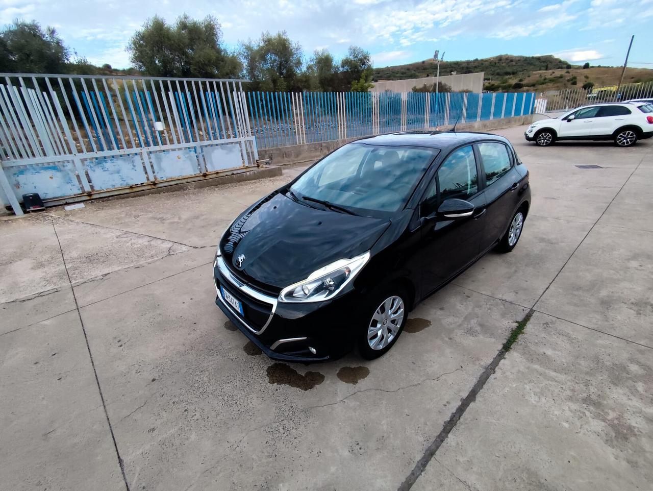 Peugeot 208 PureTech 82 5 porte Allure