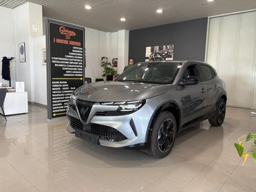 Alfa Romeo Junior 1.2 ibrida Q4 145cv edct6