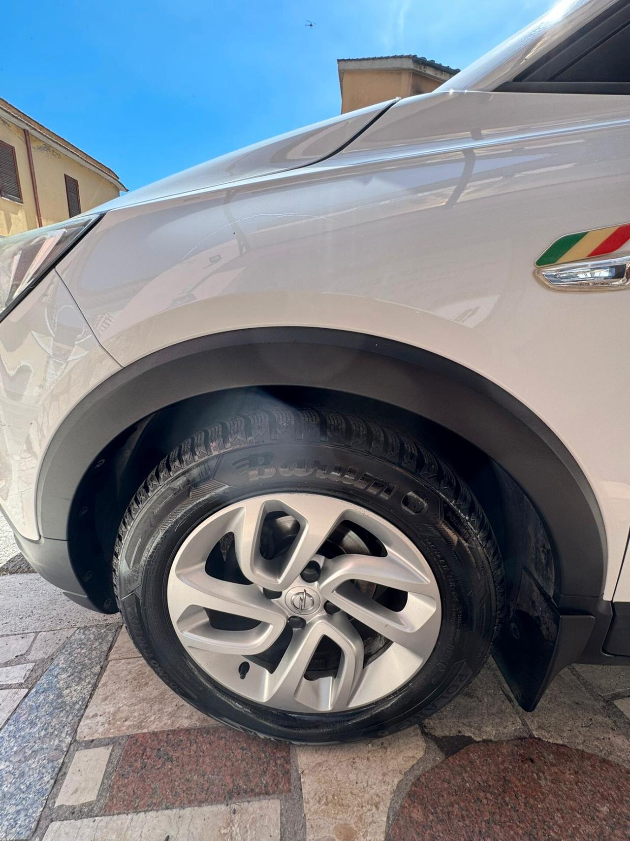 Opel Crossland X 1.2 12V Innovation 83 cv, UNIPRO, TAGLIANDI OPEL, OK NEOPAT., NO VINCOLI, PERFETTA