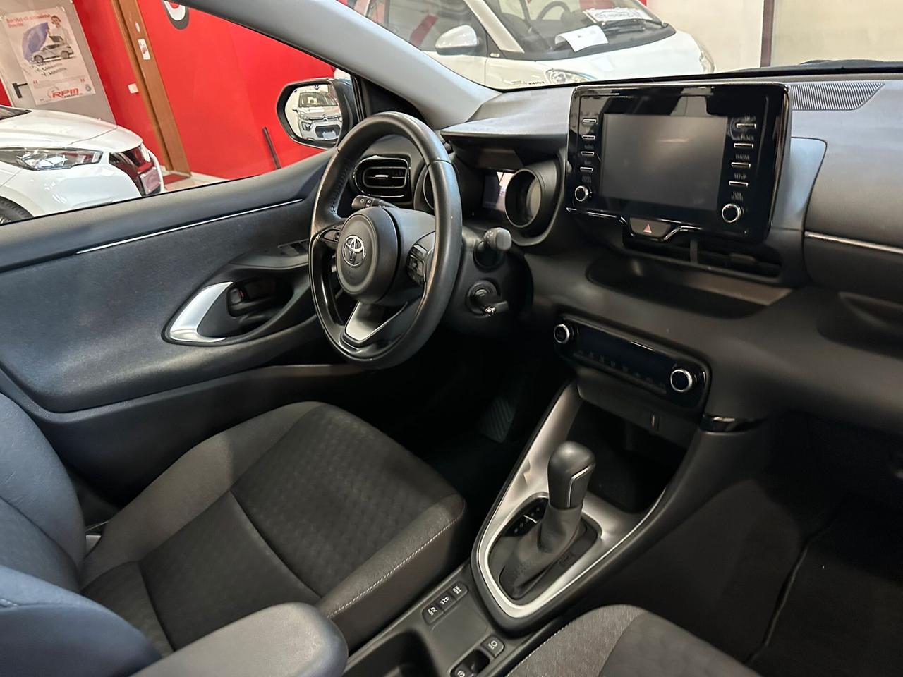 Toyota Yaris 1.5 Hybrid 5 porte Lounge