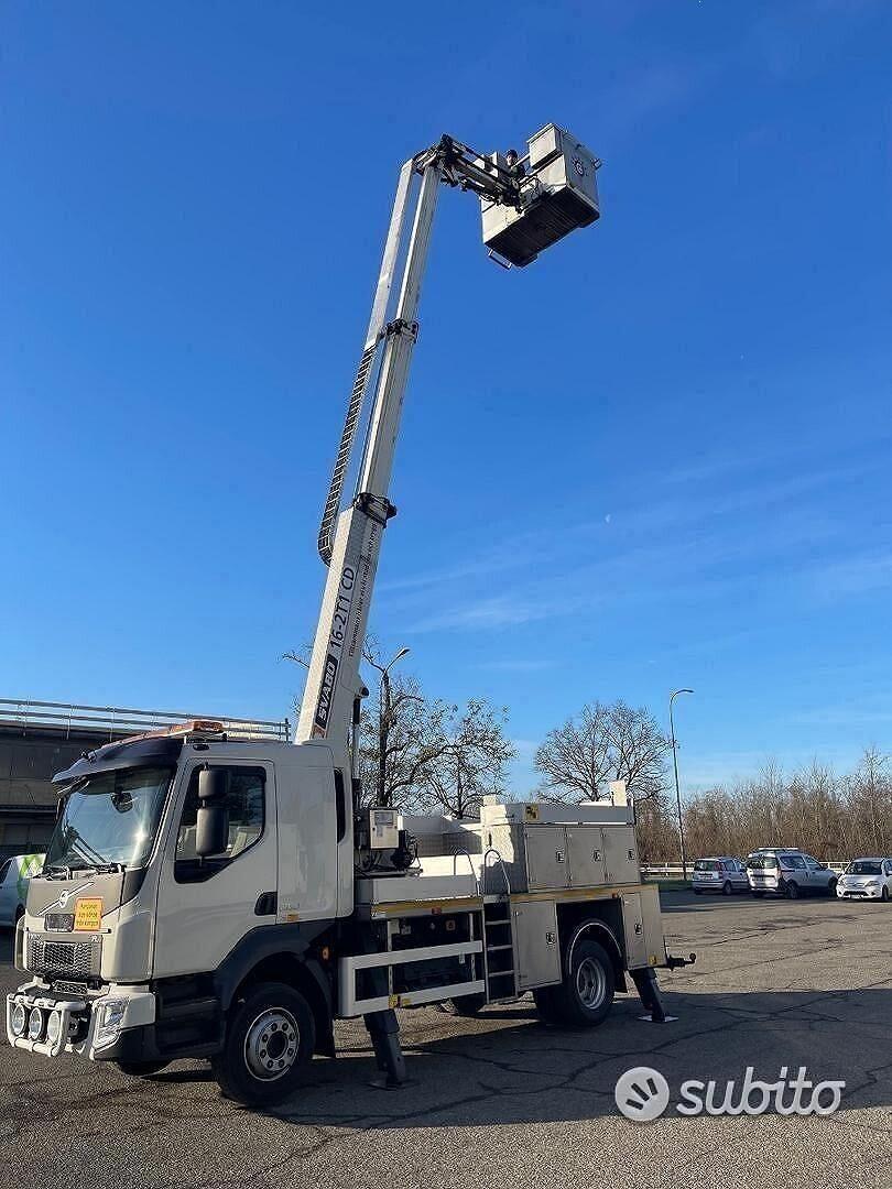 Piattaforma -PARI AL NUOVOO 30 MILA KM -OK PERMUTE