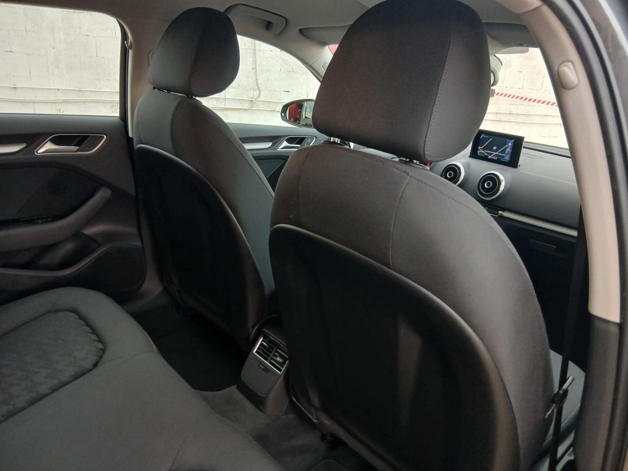 Audi A3 1.6 TDI 110CV UNICO PROPRIETARIO