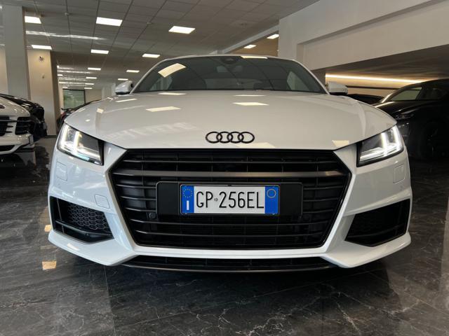 AUDI TT Coupé 1.8 TFSI S tronic 2 x S line / B&O / LED