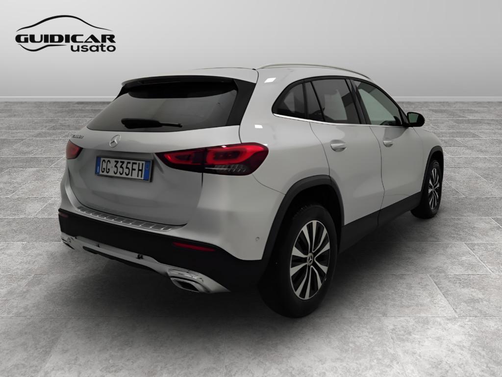Mercedes-Benz GLA-H247 2020 - GLA 180 d Sport auto