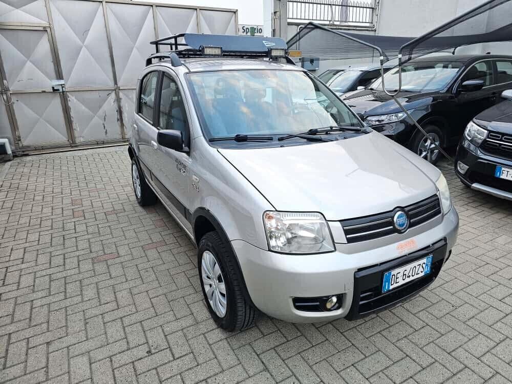 Fiat Panda 1.2 4x4 Climbing - NeoPatentati