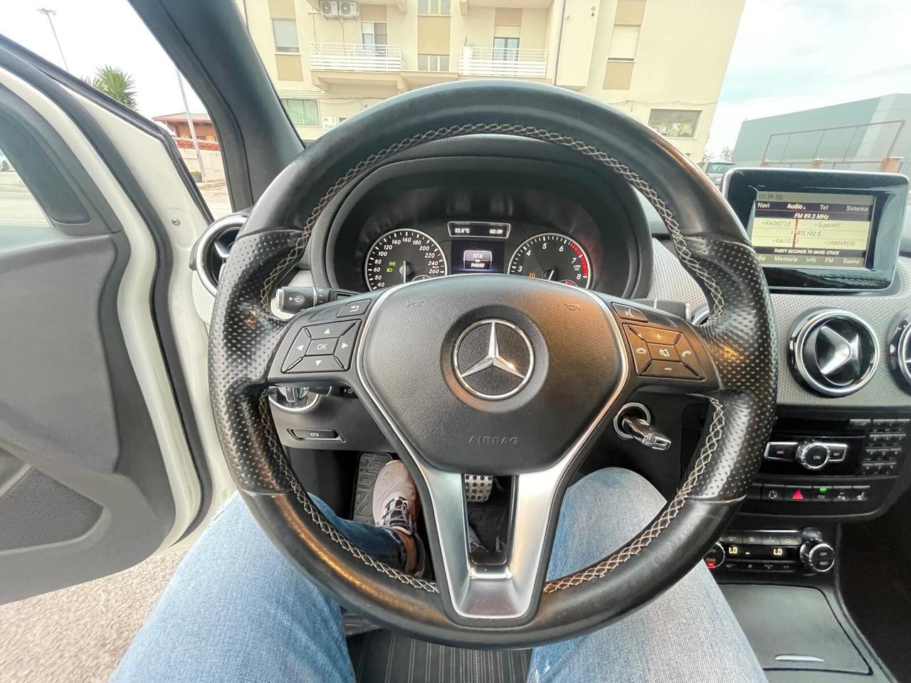 Mercedes-benz B 250 200 Premium
