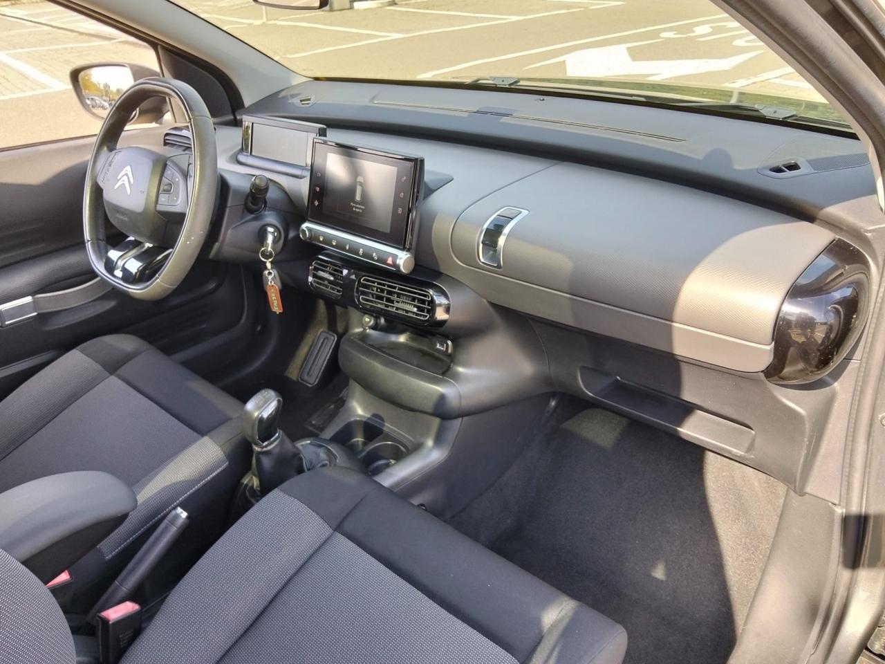 Citroen C4 Cactus PureTech 82 Shine*Panorama*Navi*Camera*Cerchi