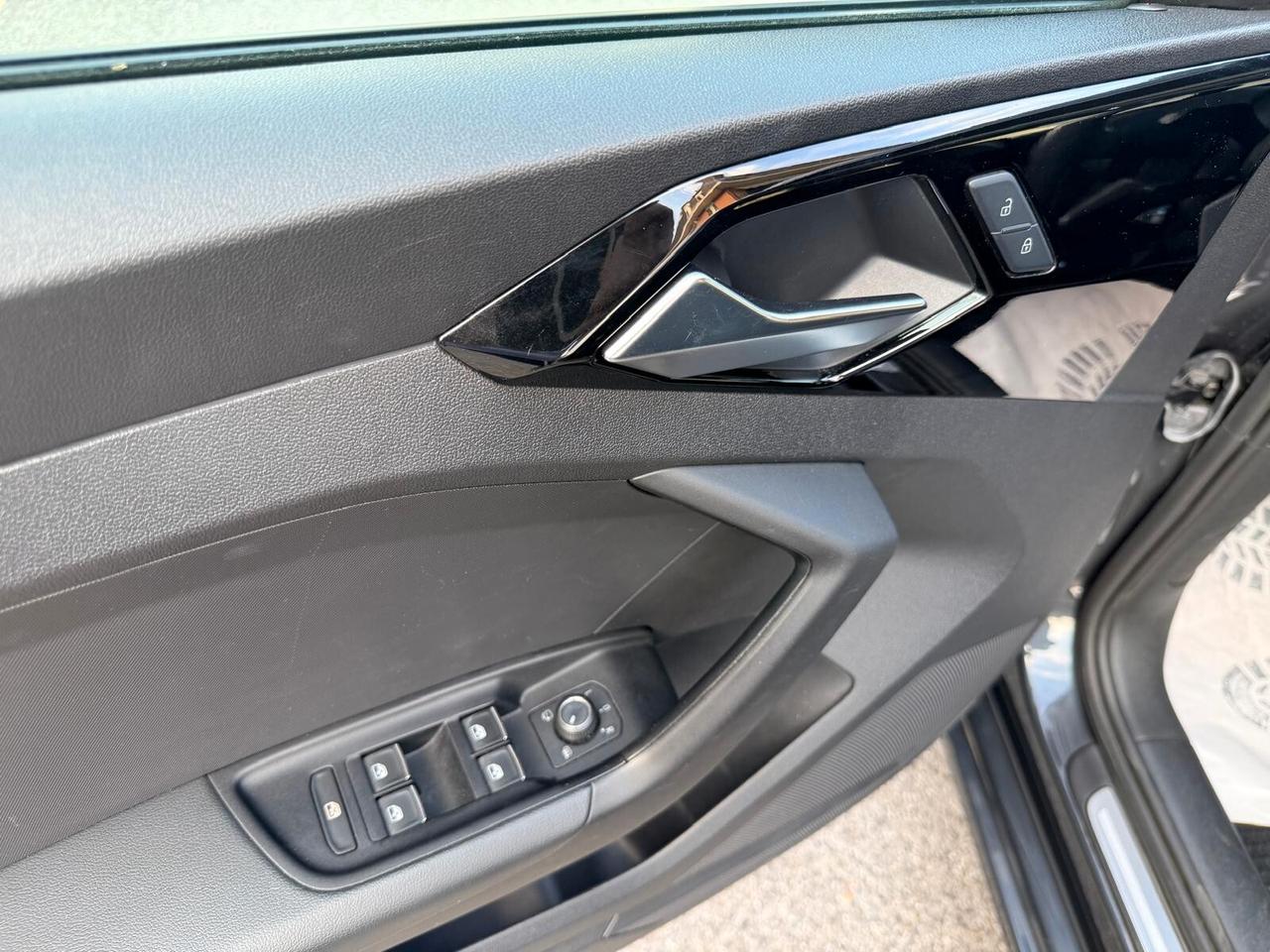 Audi A1 SPB 30 TFSI Admired ***KM 30.000!!!*** ***CARPLAY/ANDROID AUTO***