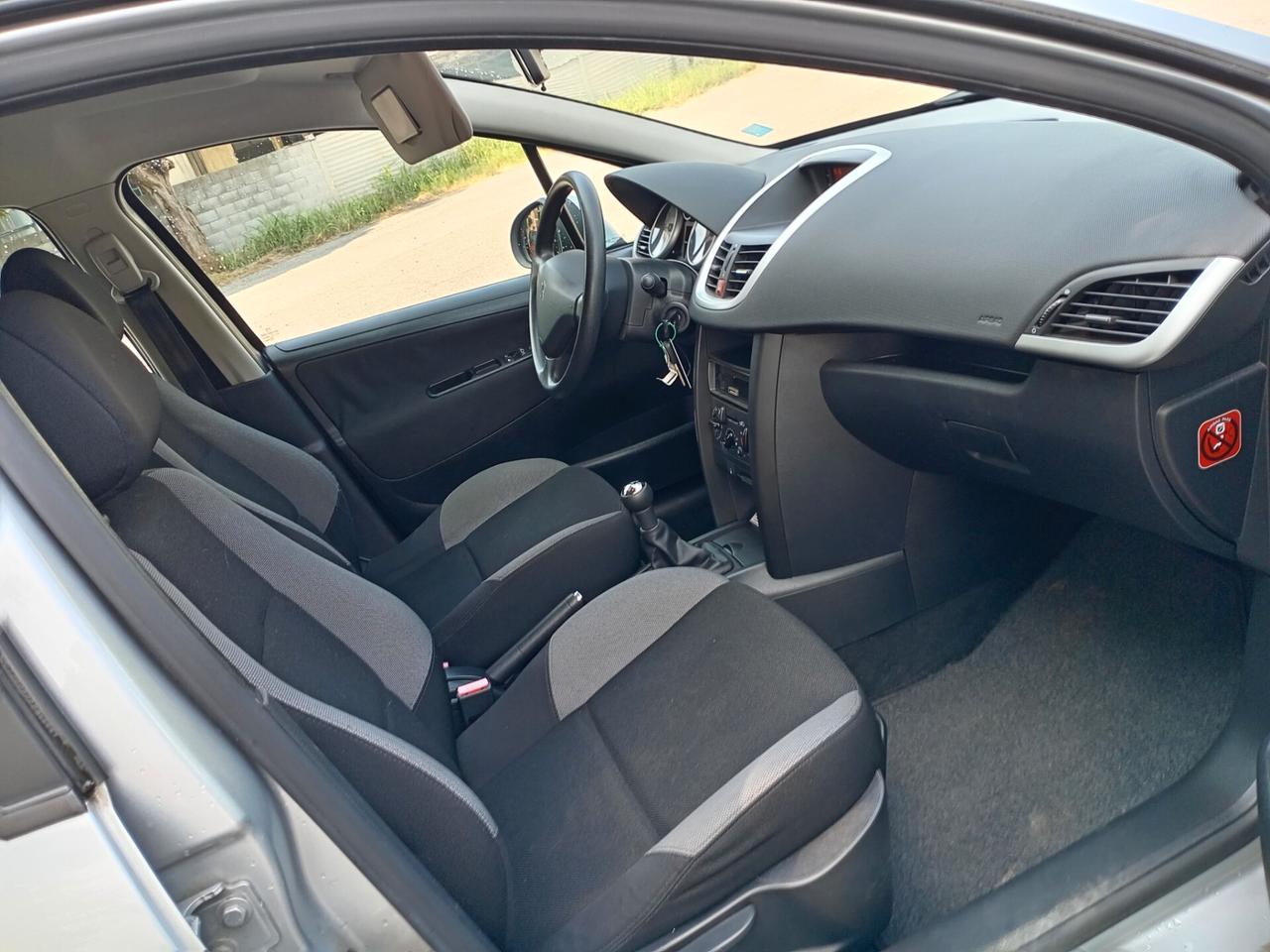 Peugeot 207 1.4 VTi 95CV SW ONE Line