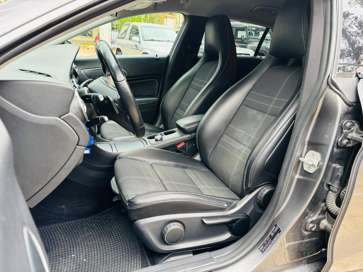 Mercedes CLA 200 d Shooting Brake S.W. Automatic Premium