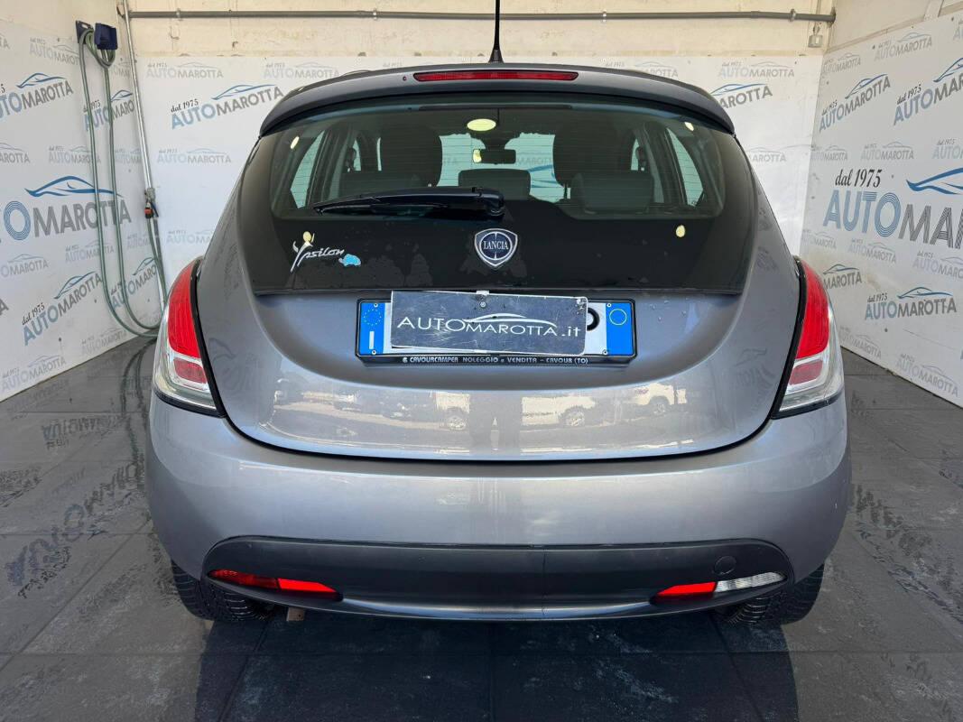 Lancia Ypsilon 1.2 8v Gold ecochic Gpl 69cv E6