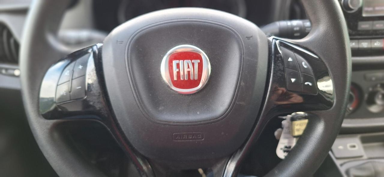 Fiat Doblo Doblò 1.6 MJT 120CV S&S PC-TN Cargo Lounge 3 POSTI