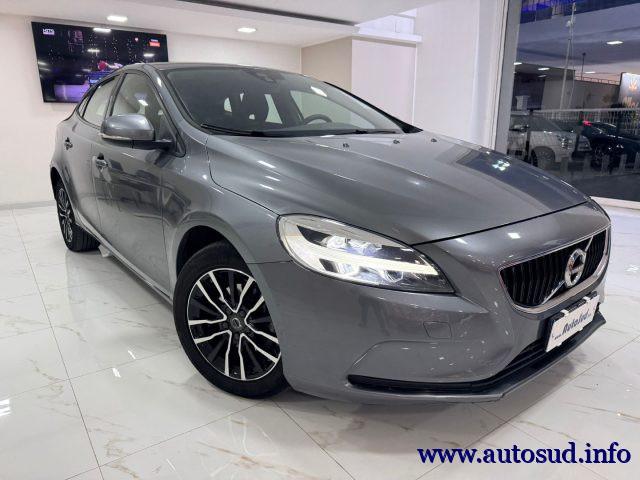 VOLVO V40 D2 Business