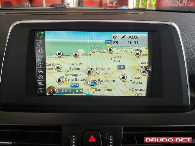 BMW 216i Active Tourer navi-park pilot