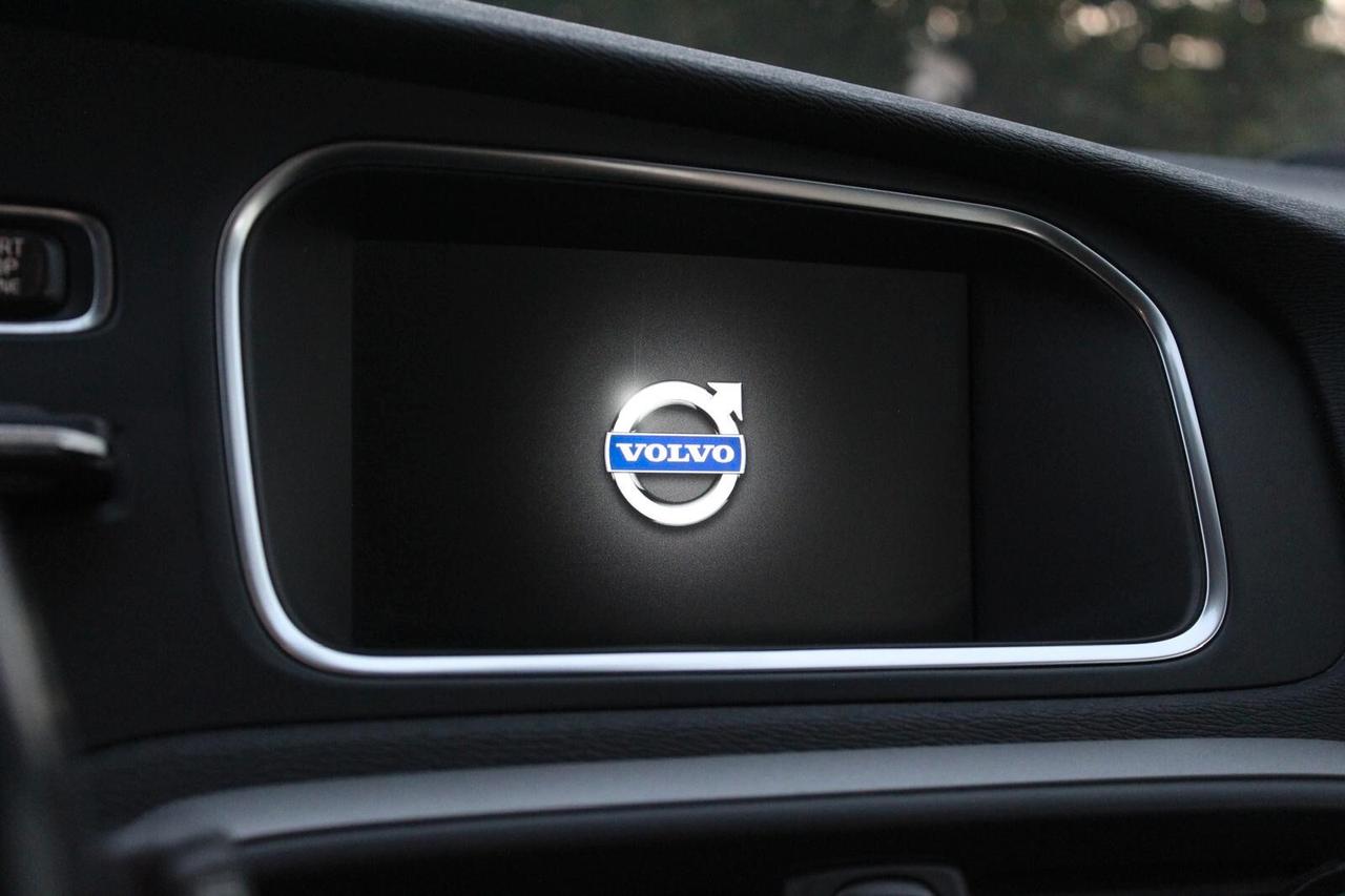 Volvo V40 Cross Country D2 1.6 Powershift Momentum