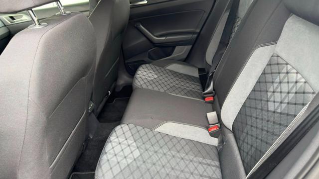 VOLKSWAGEN Polo 1.0 TSI DSG R-Line