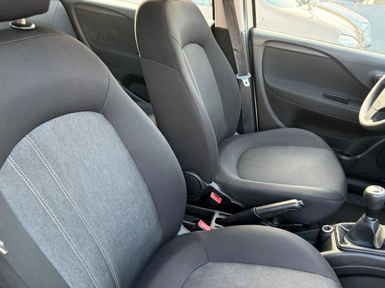 Fiat Punto 1.3 MJT II 75 CV 5 porte Lounge