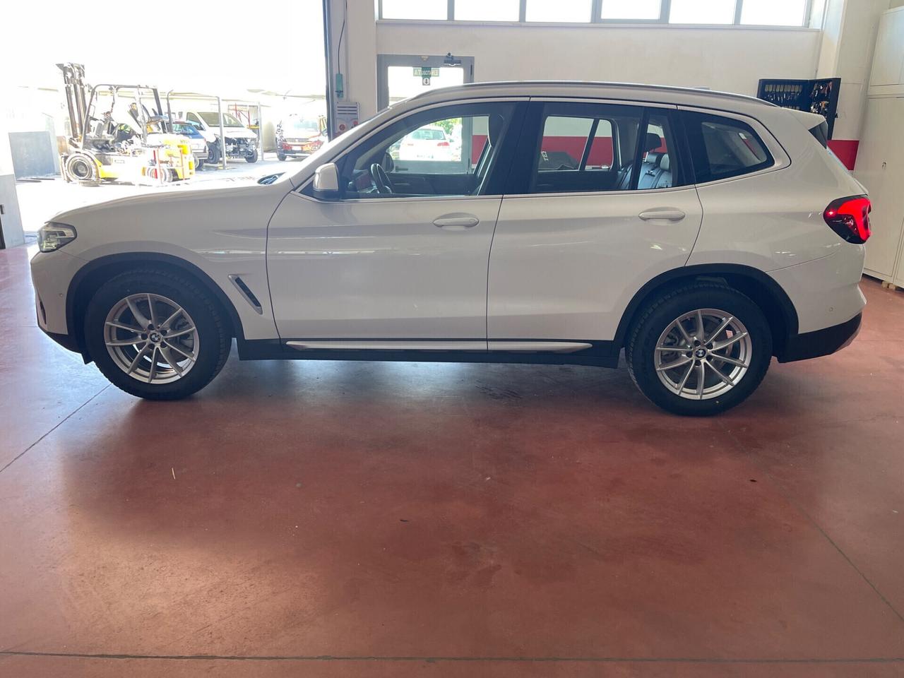Bmw X3 sDrive18d 48V