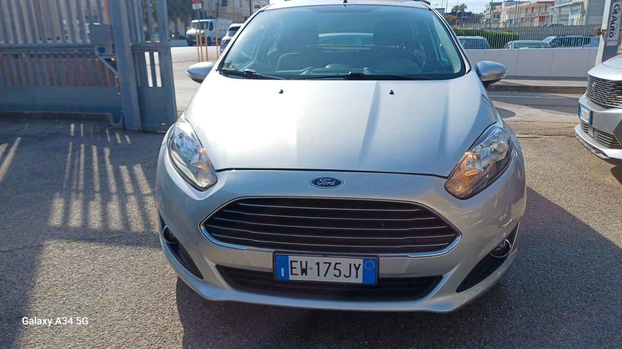 Ford Fiesta 1.5 TDCi 75CV 5 porte