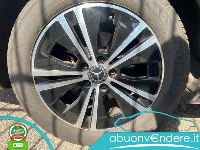 MERCEDES-BENZ E 220 d Mild hybrid 4Matic Auto Sport