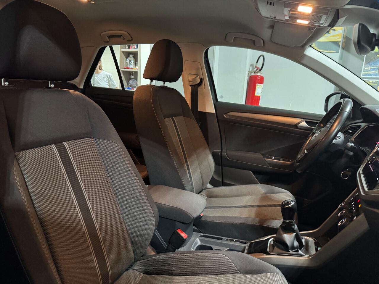 Volkswagen T-Roc 1.6 TDI SCR Business BlueMotion Technology