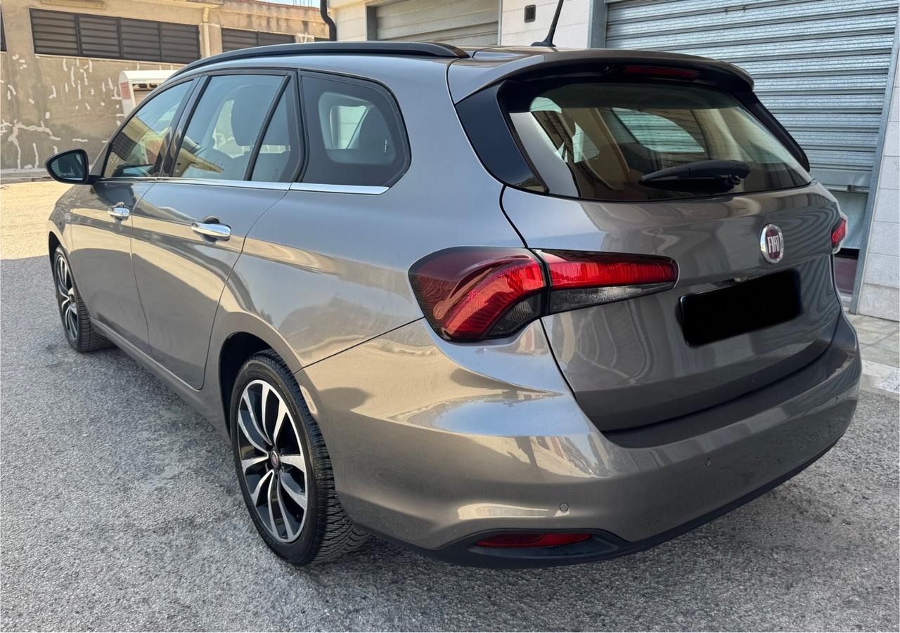 Fiat Tipo 1.6 Mjt S&S SW Lounge