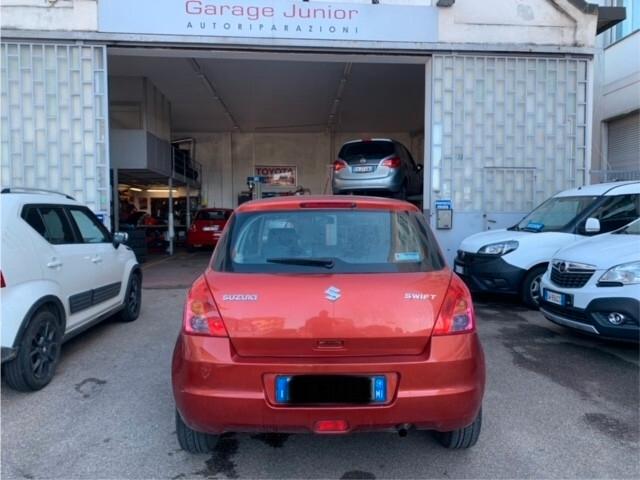 Suzuki Swift 1.3 GL NEOPATENTATI