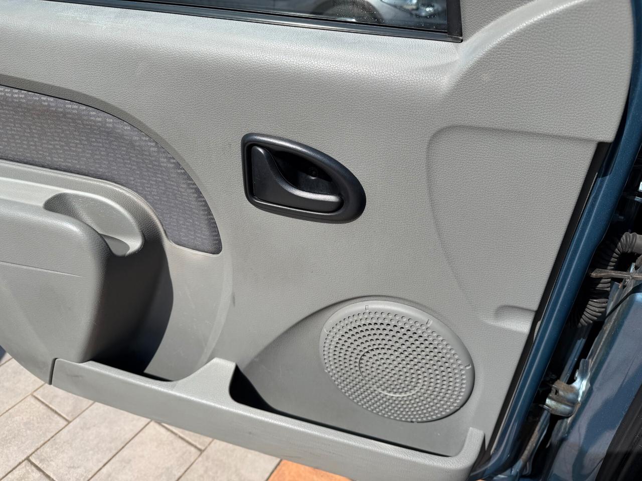 Dacia Logan MCV 1.5 DCI 85 cv. LAUREATE (7 posti)