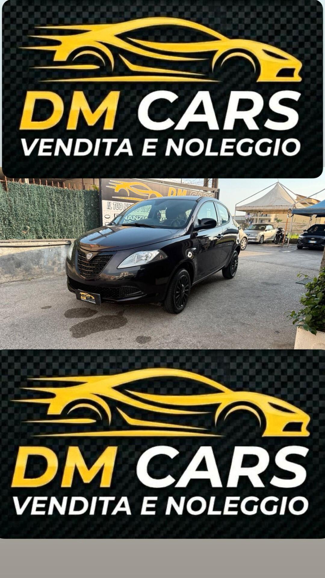 Lancia Ypsilon 0.9 TwinAir 85 CV 5 porte Metano Ecochic Silver