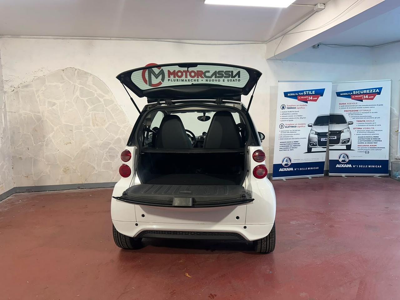 Smart ForTwo 1000 52 kW MHD coupé passion