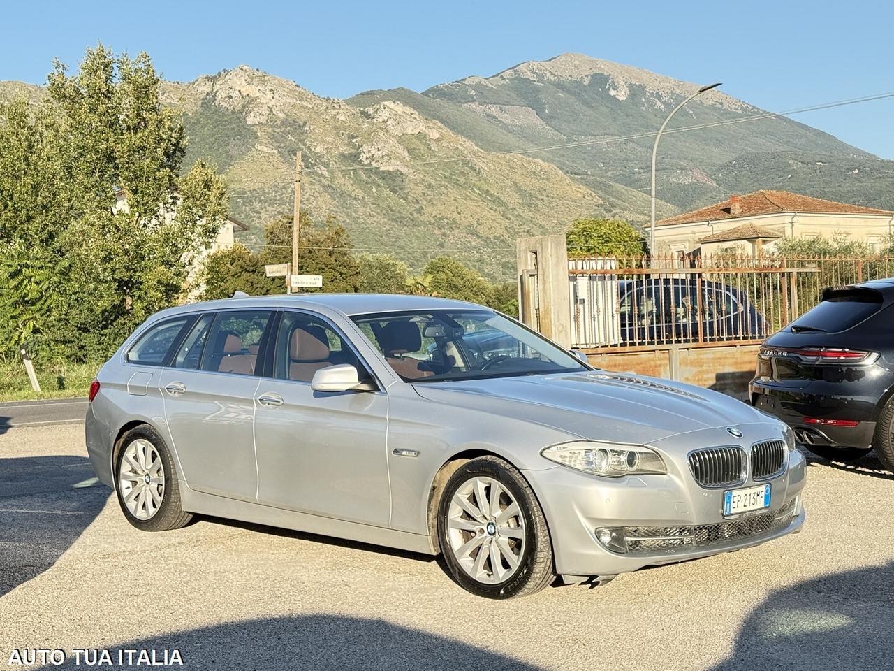 BMW 520 D TOURING navi led xenon pelle