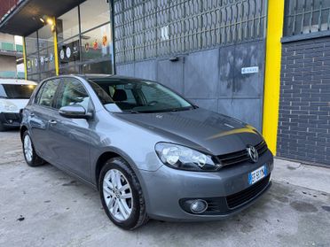 Volkswagen Golf 1.6 TDI DPF DSG 5p. Highline