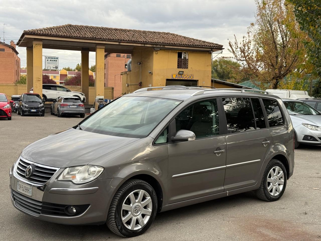 Volkswagen Touran 2.0 Highline Ecofuel 7 posti
