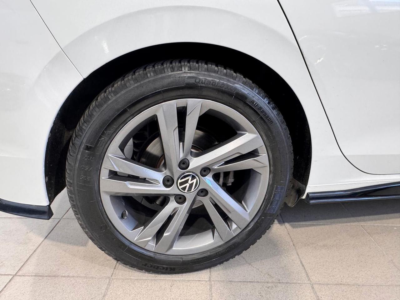 Volkswagen Golf 2.0 TDI 150 CV DSG SCR R-Line