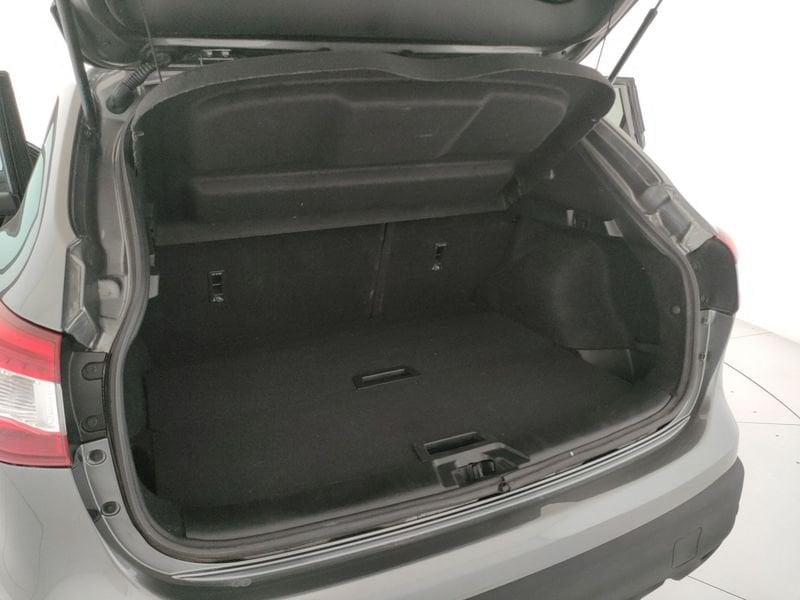 Nissan Qashqai Qashqai 1.6 dCi 2WD N-Connecta