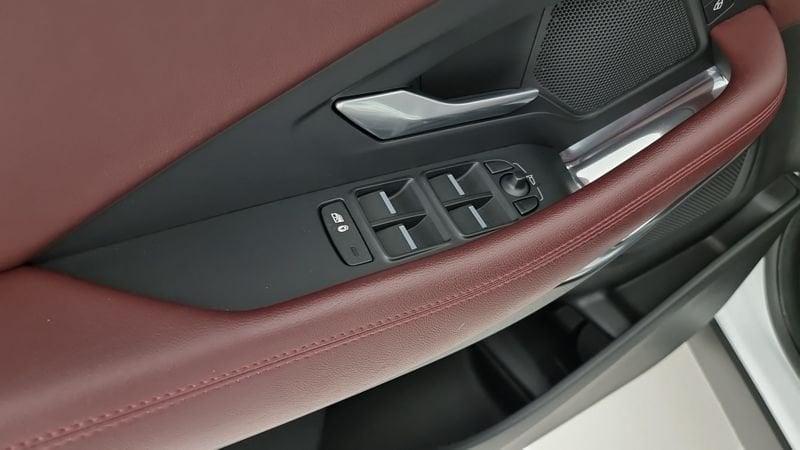 Jaguar E-Pace 2.0D I4 163 CV AWD Auto R-Dynamic S