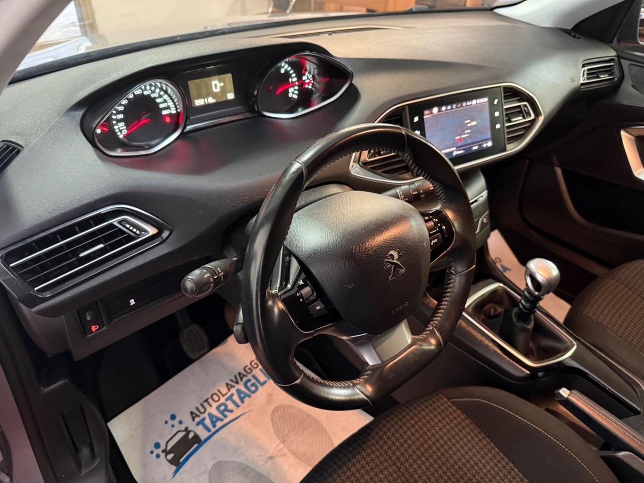 Peugeot 308 BlueHDi 100 S&S SW Business