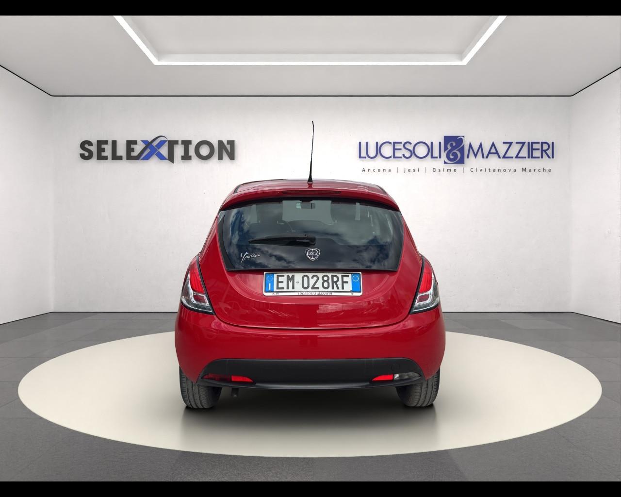 LANCIA Ypsilon 3ª serie - Ypsilon 0.9 TwinAir 85 CV 5 porte S&S Gold